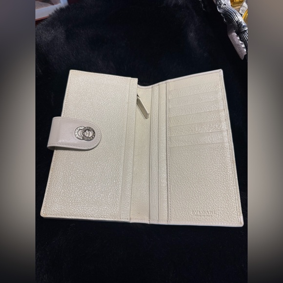 🎀Bvlgari Wallet🎀 - Picture 5 of 14